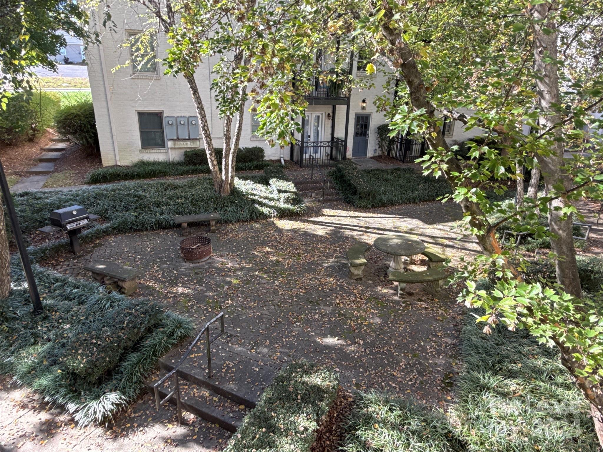 Selwyn Commons - Residential Lease