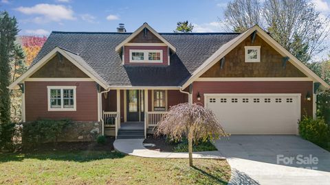 Photo of 2 Oakhaven Terrace, Asheville, NC 28803 (MLS # 4311307)