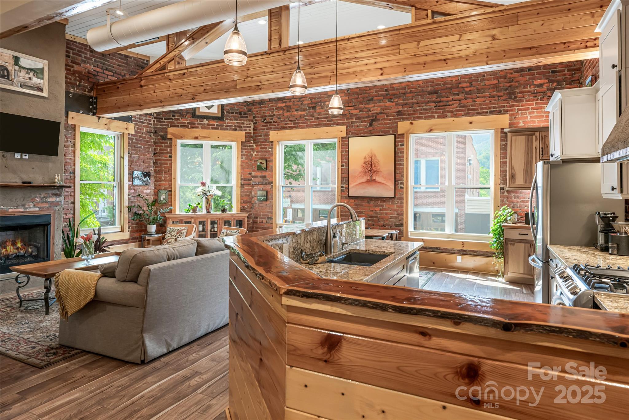 14 N Main Street 1