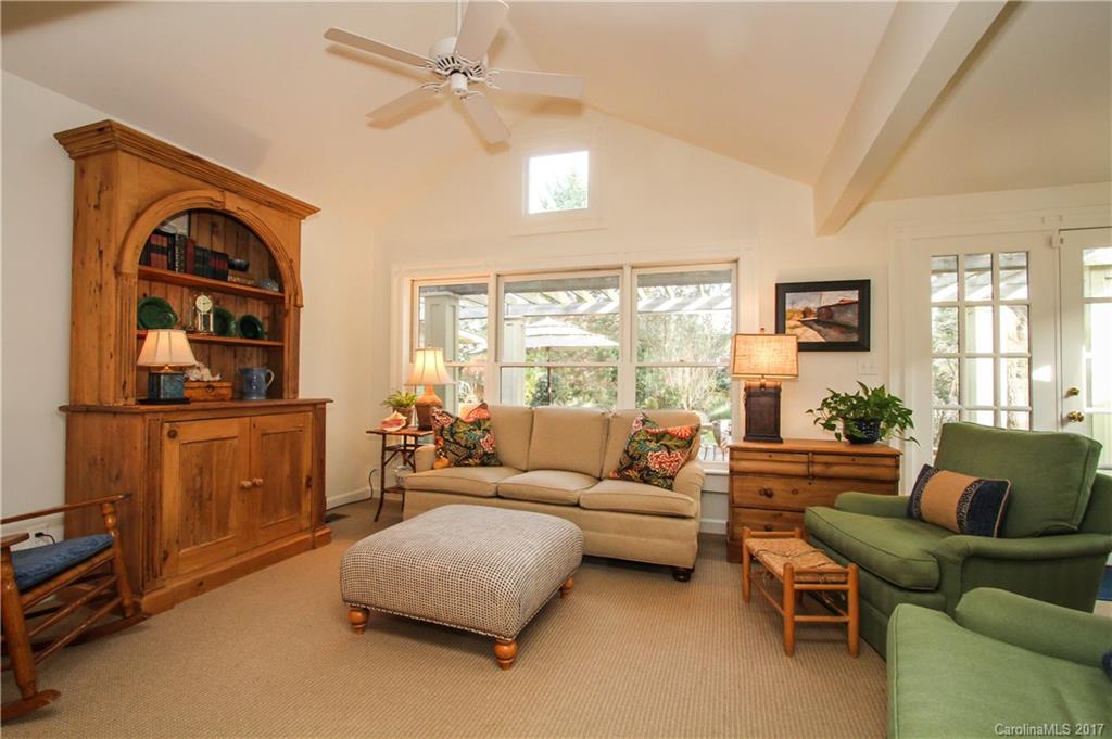 Barclay Downs - Residential