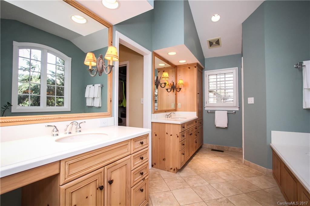 Barclay Downs - Residential