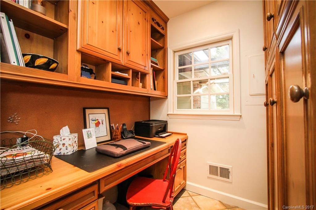 Barclay Downs - Residential