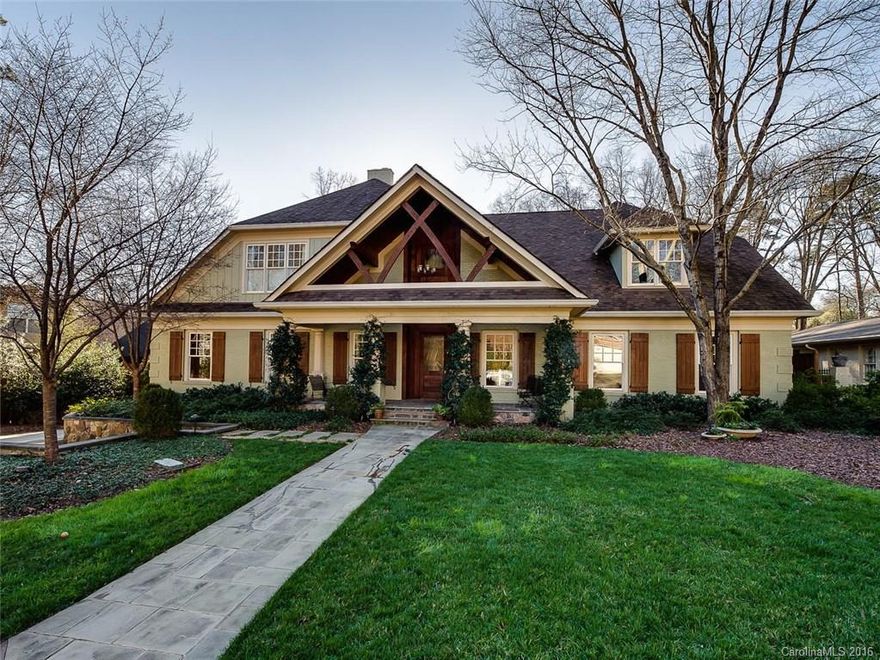 Custom rebuild on quiet Eastover street. Gorgeous formals, open floorplan & outdoor living areas. Gourmet kitchen w high-end appliances & butler's pantry w wet bar & wine fridge. 1st flr master has his/her walk-in closets, laundry closet & luxurious bath. All bedrooms have walk-in closets & private full baths. 2nd flr office & bonus room. Detached 2-car garage w guest apartment above. Covered front porch, screened back porch, rear patio with outdoor kitchen, firepit and water feature.