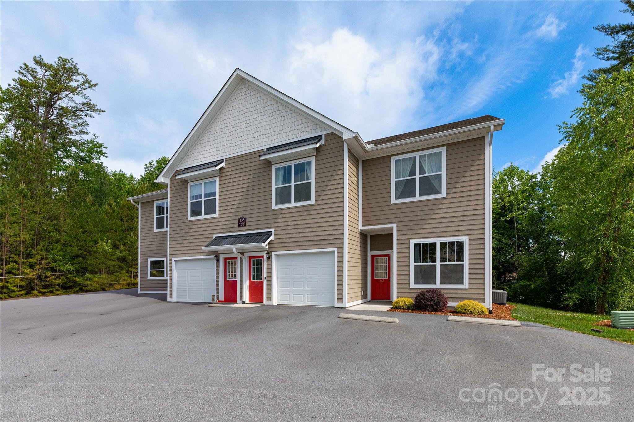 Fox Glen Condominium - Residential