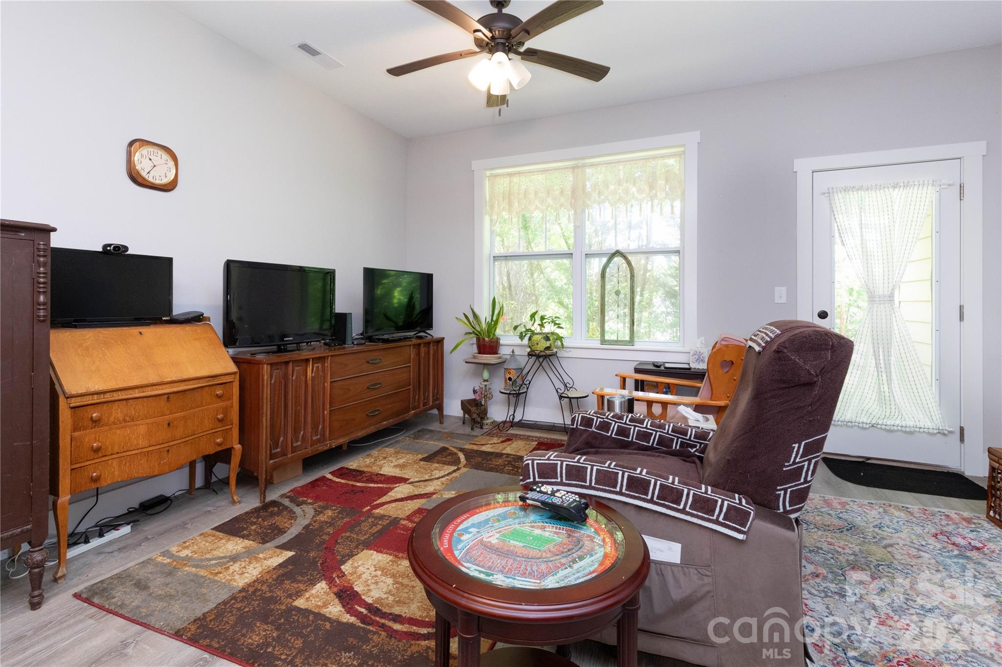 Fox Glen Condominium - Residential