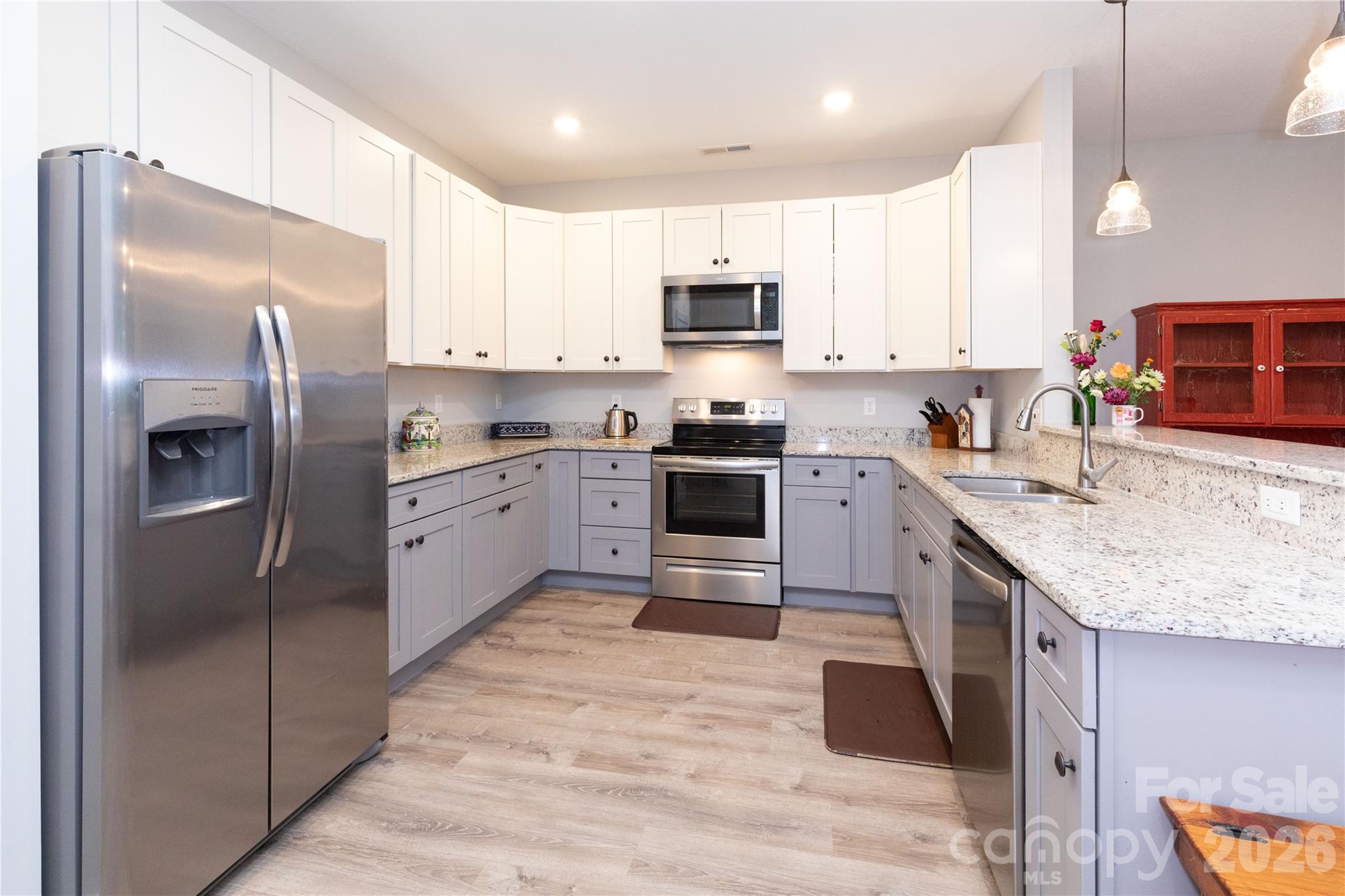 Fox Glen Condominium - Residential