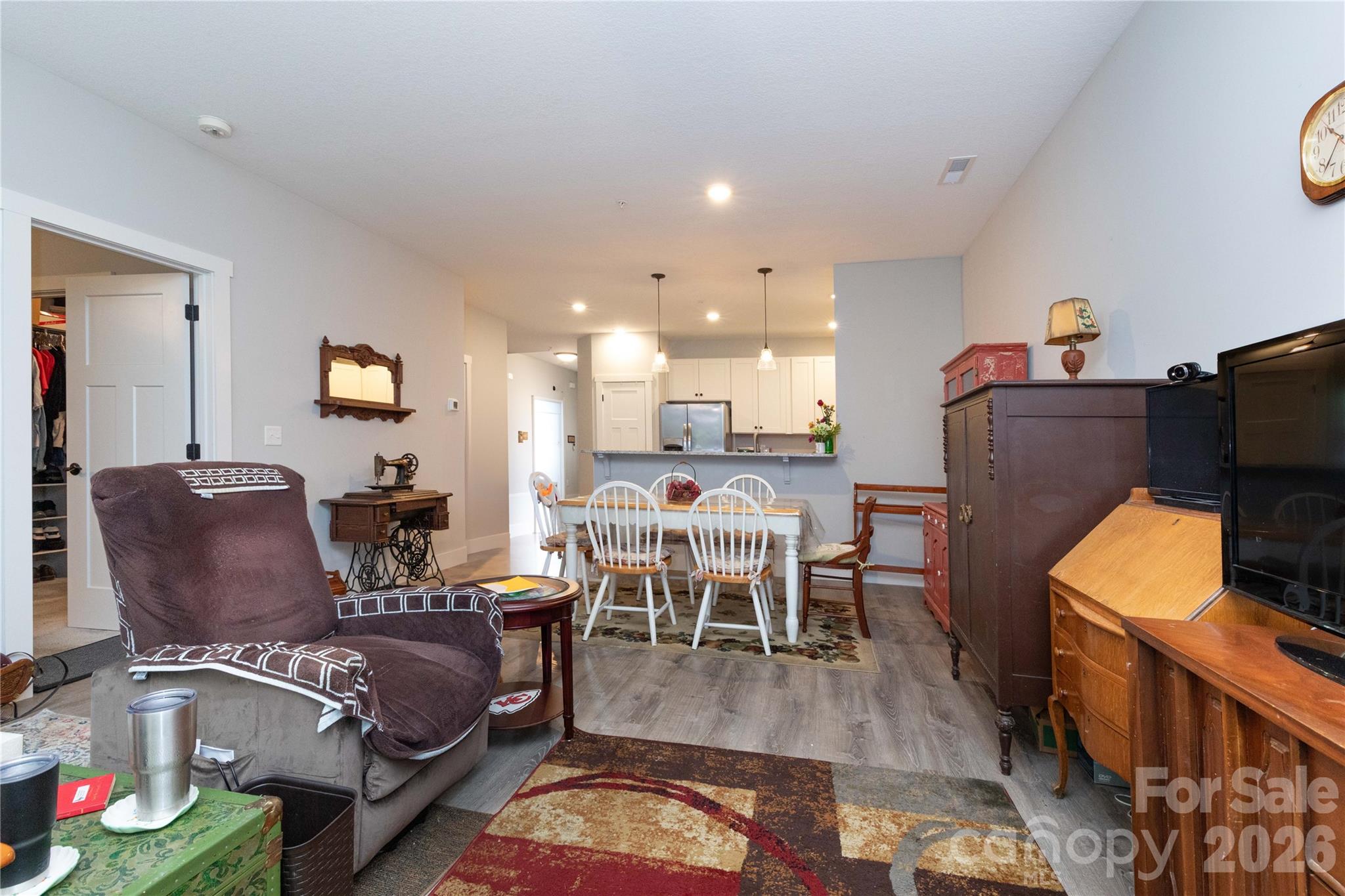 Fox Glen Condominium - Residential