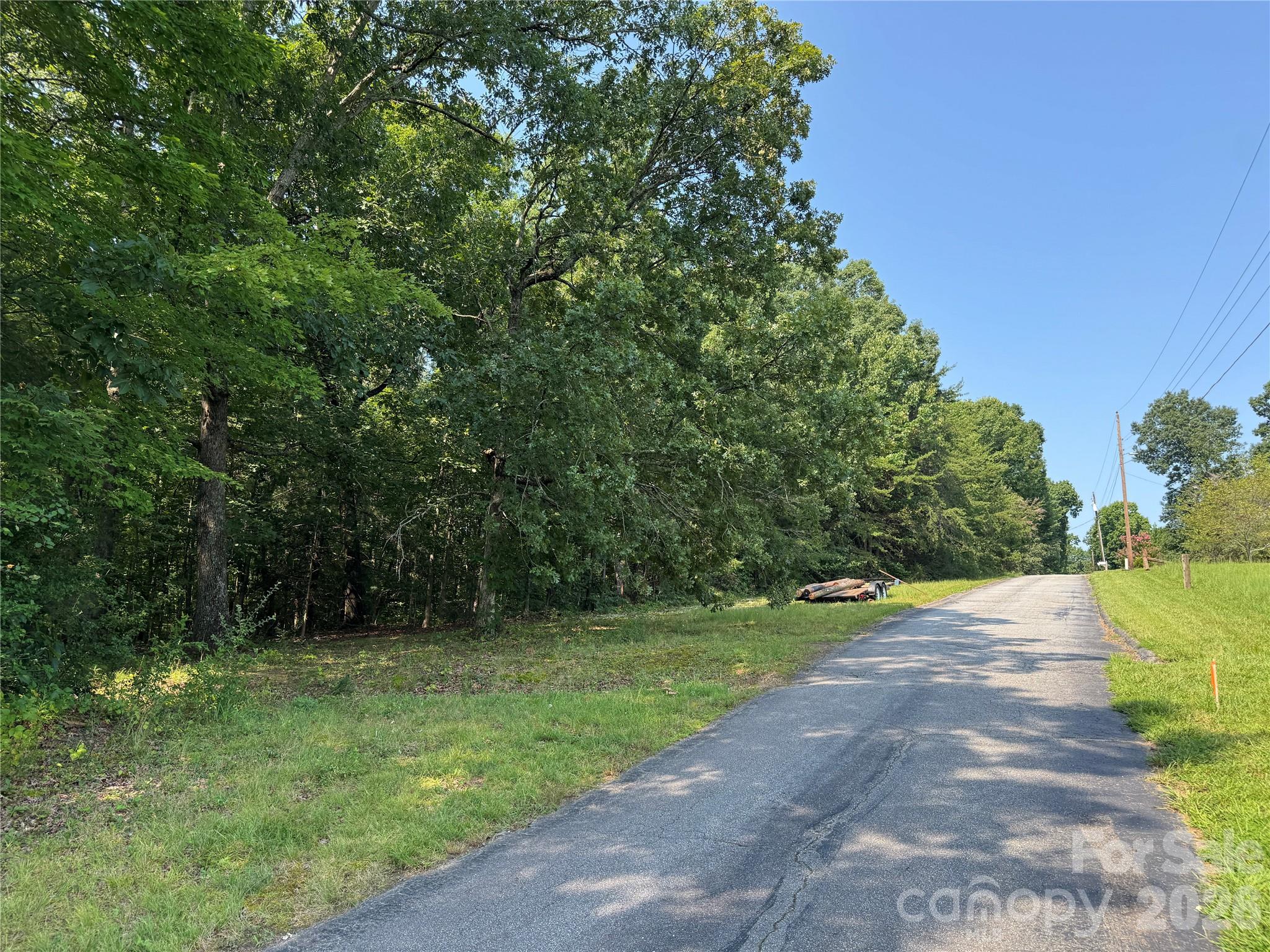 8 8th Avenue SE