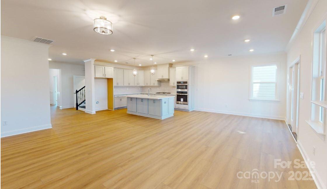 10124 Whitaker Pointe Drive