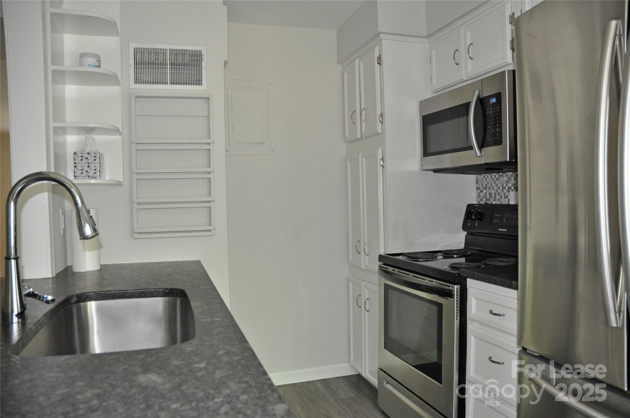 Belvedere - Residential Lease