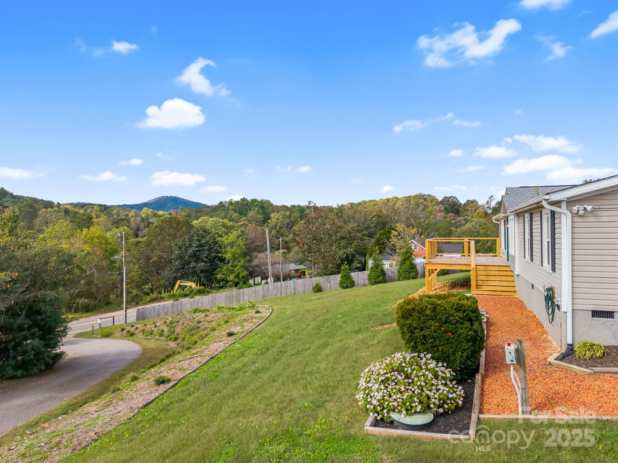 6 Sahalee Drive