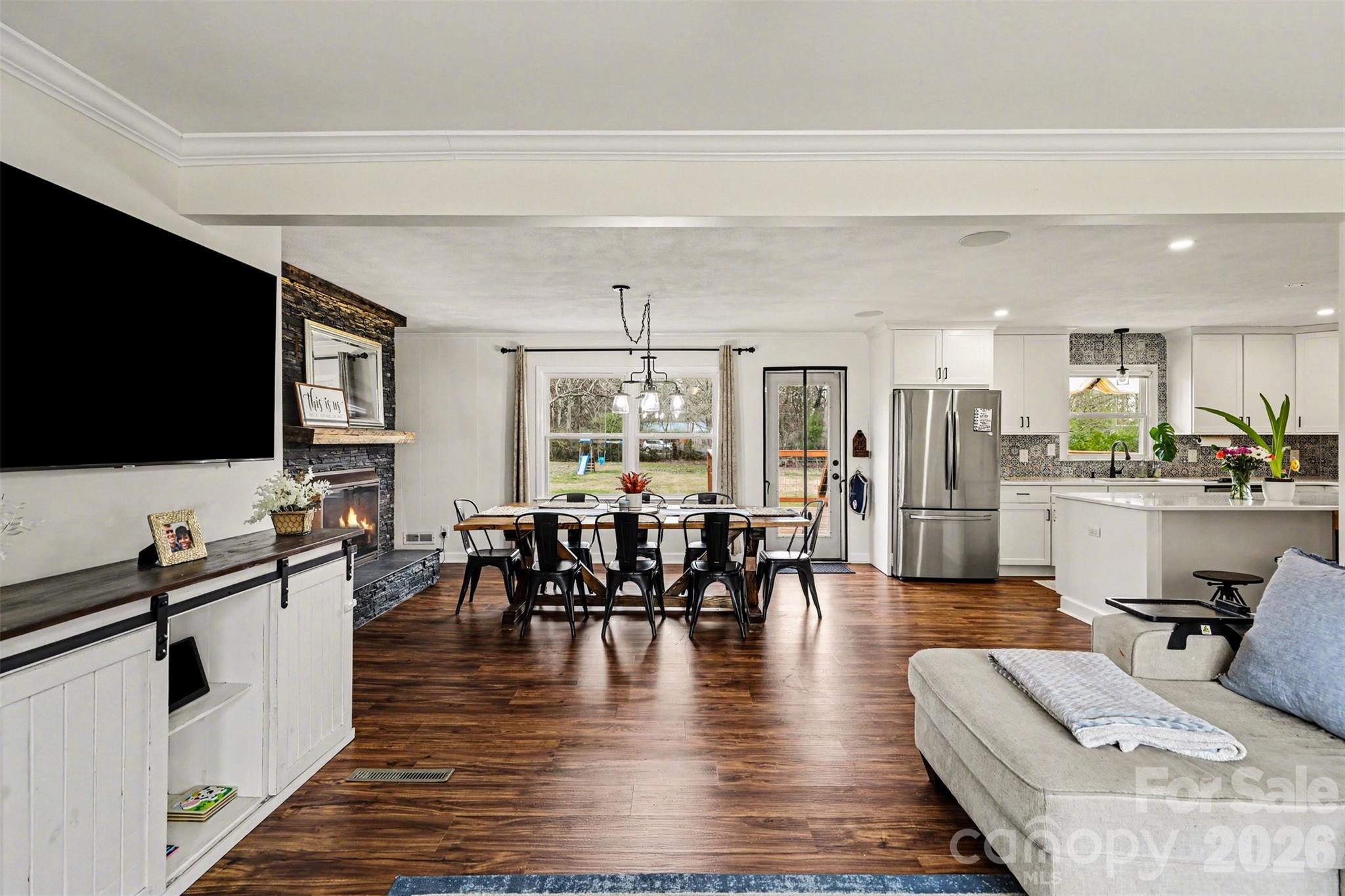 9211 Mt Holly-Huntersville Road