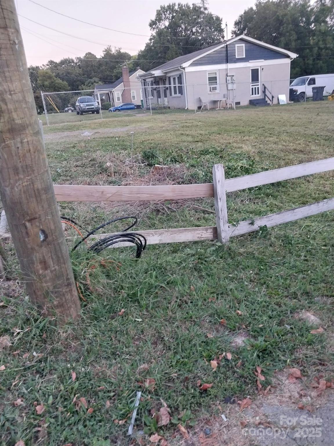 Graham Heights - Land