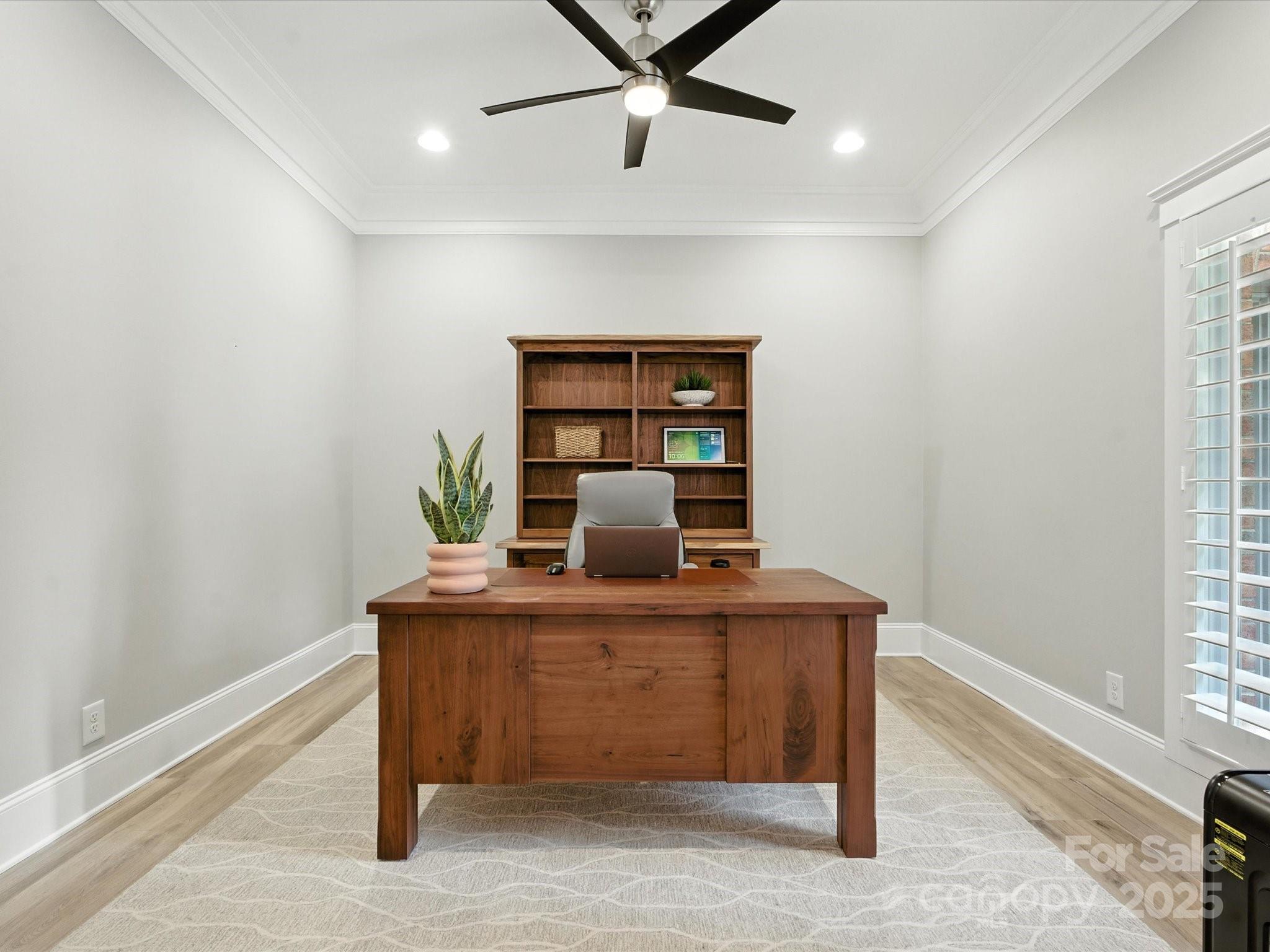 The Peninsula - Residential