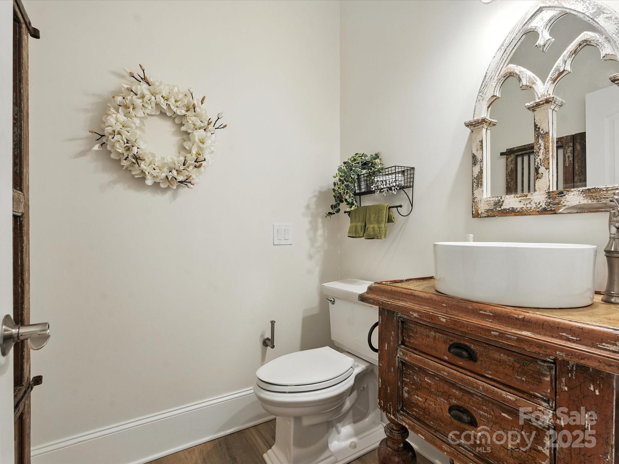 The Peninsula - Residential