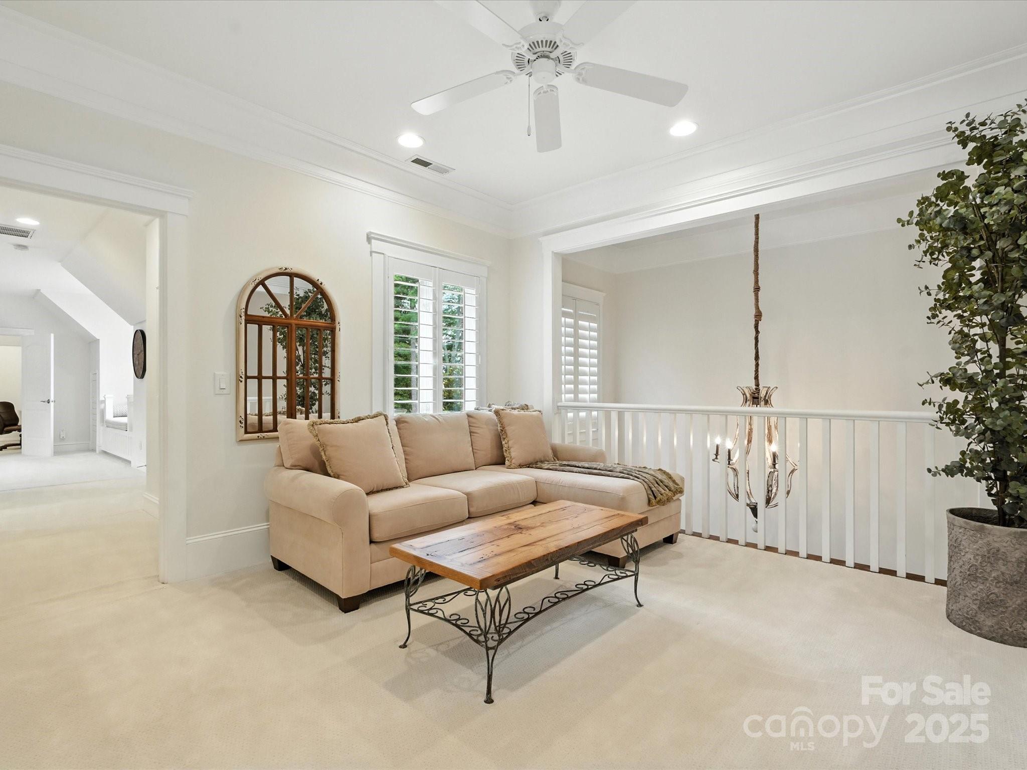 The Peninsula - Residential