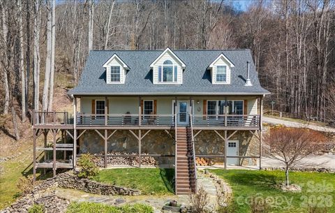 1045 Upward Way Waynesville NC 28785