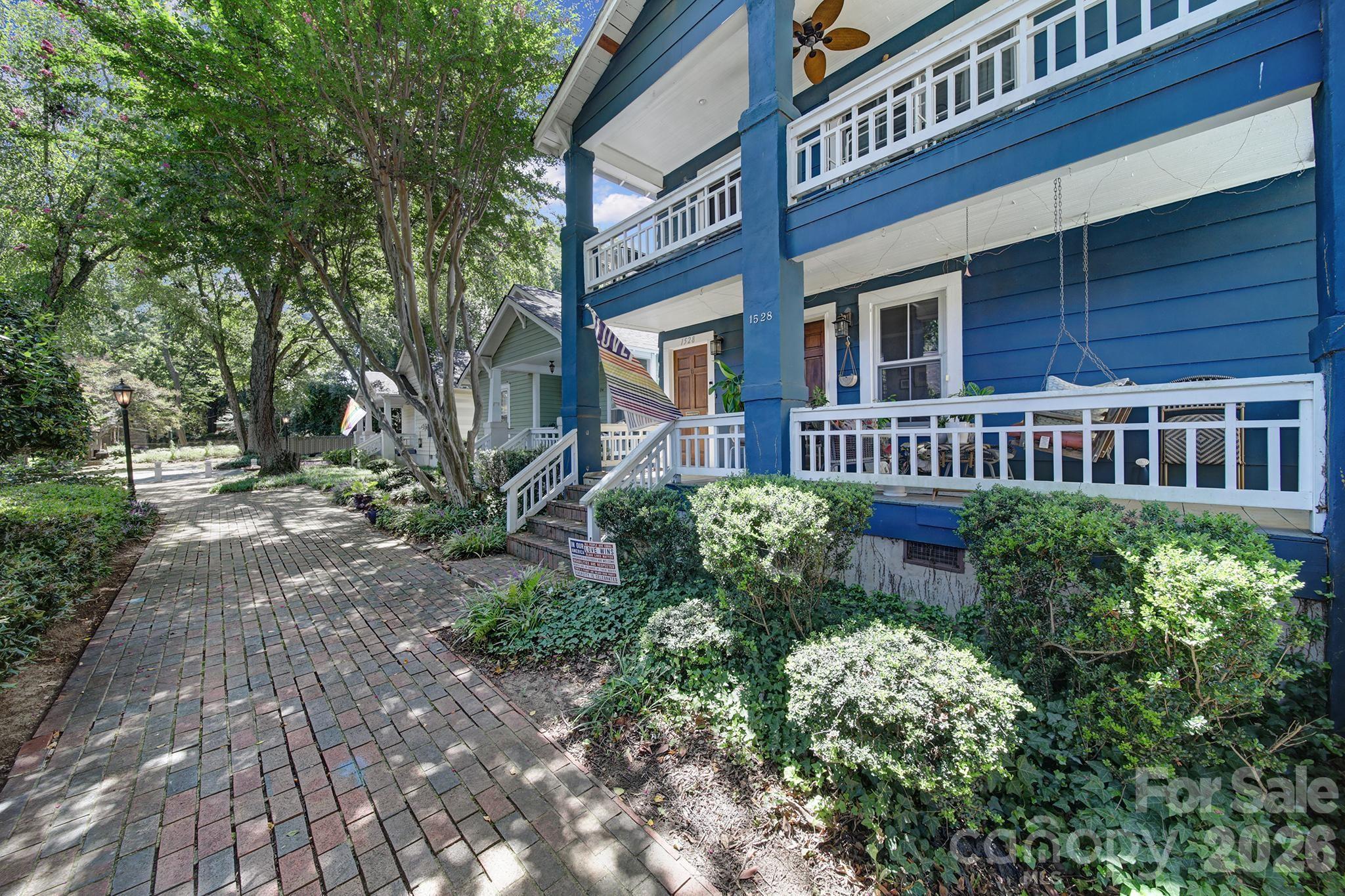 Rensselaer Place - Residential