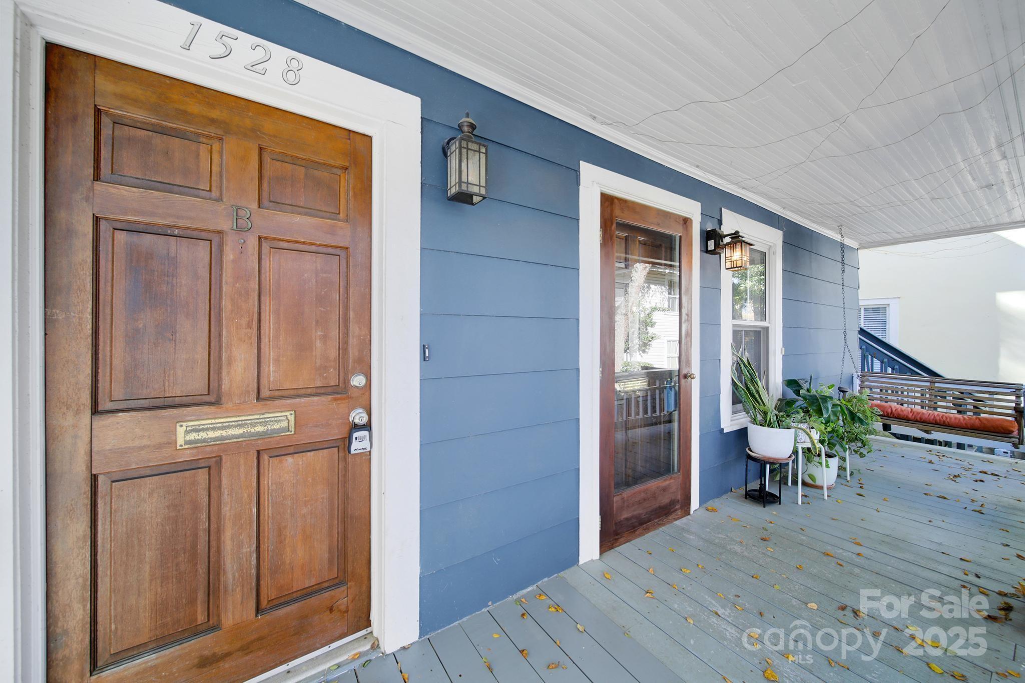 1528 S Rensselaer Place A