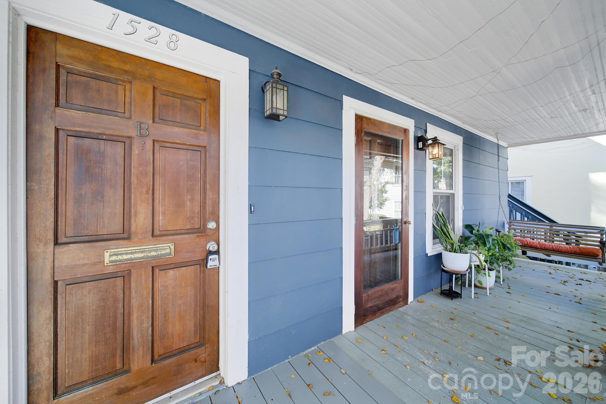 1528 S Rensselaer Place A