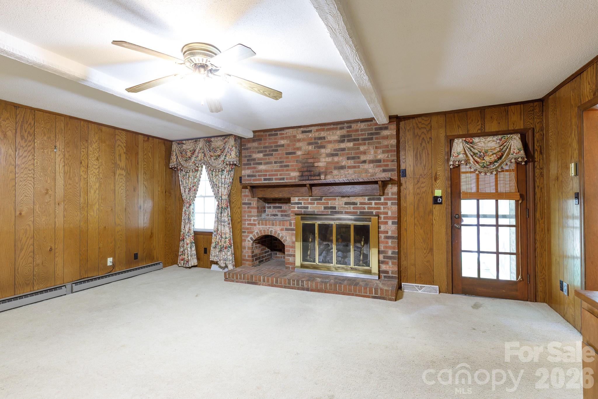 3308 India Hook Road