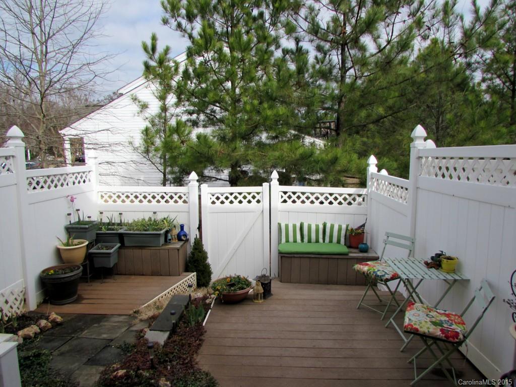 Lexington Commons - Residential