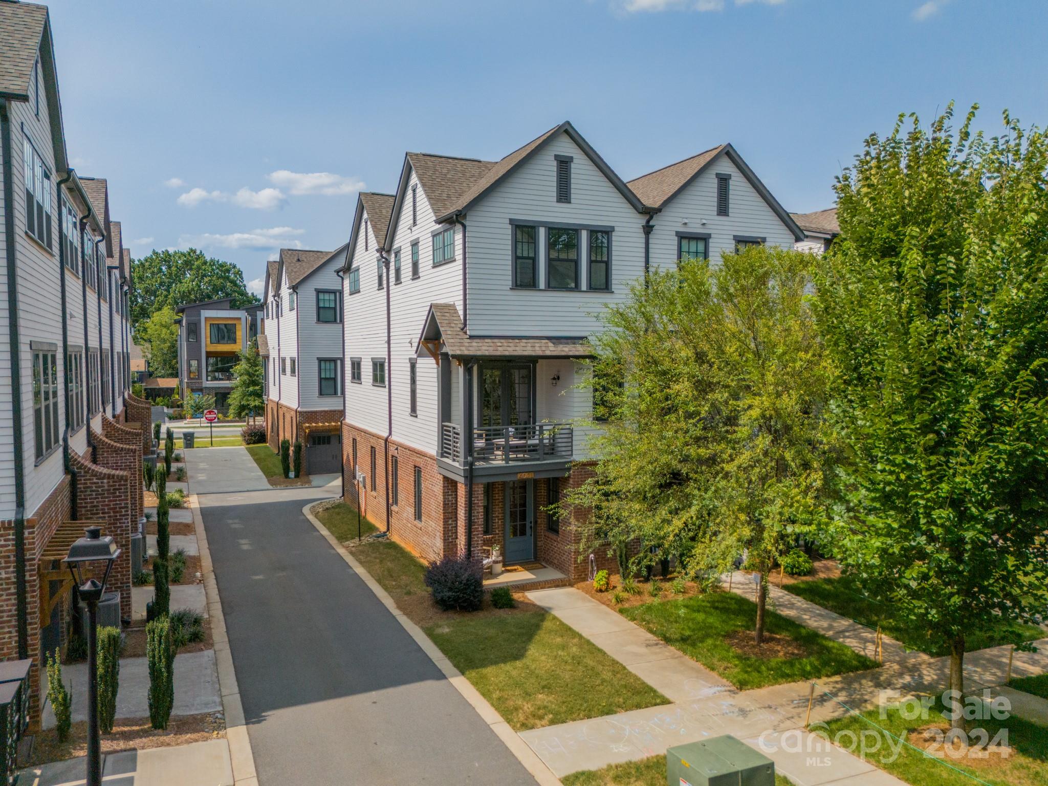 The Arts District - Residential