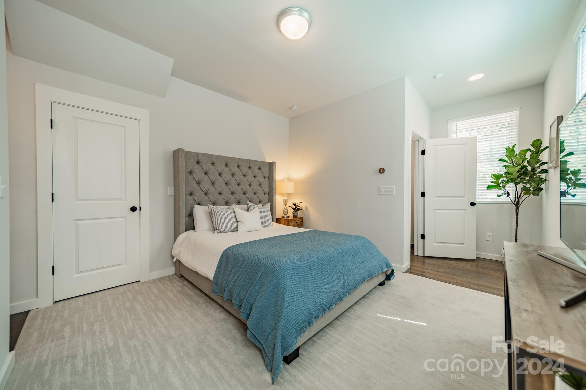 The Arts District - Residential