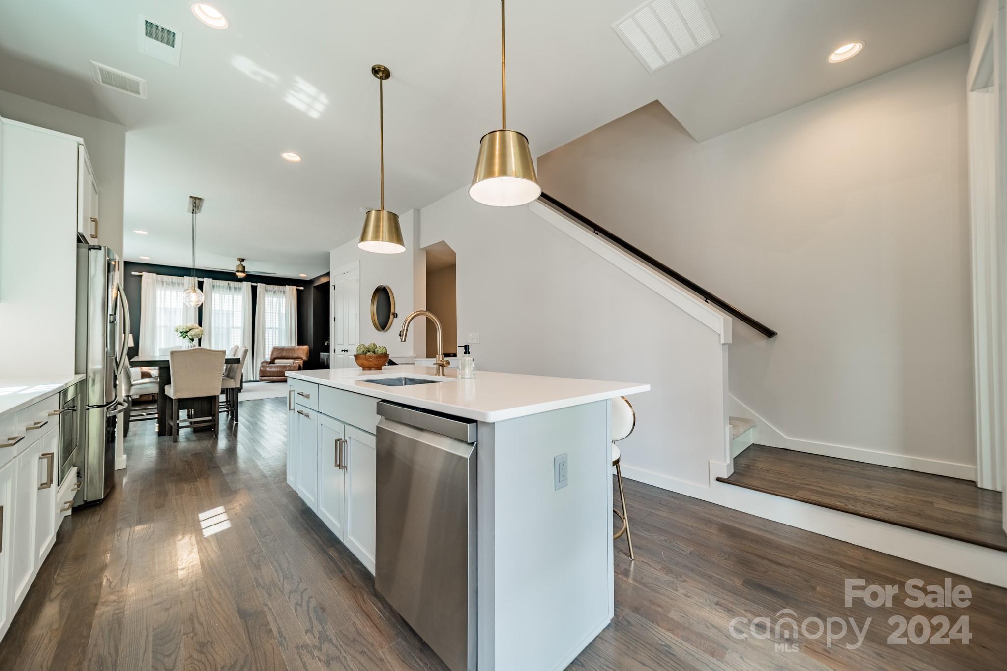 The Arts District - Residential