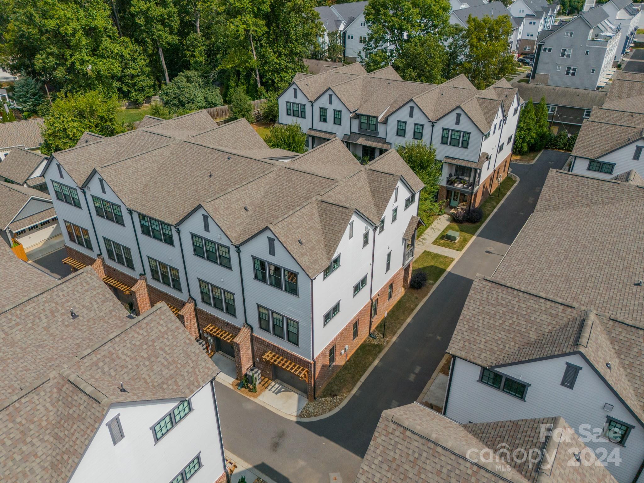 The Arts District - Residential