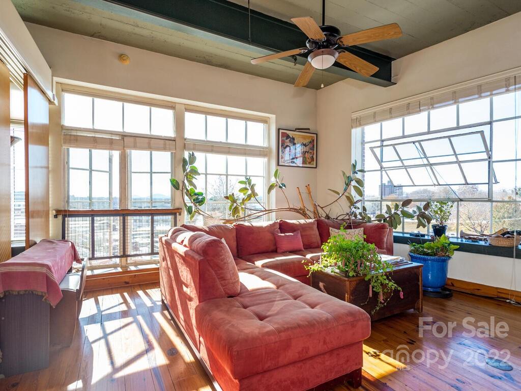Sawyer Motor Building - Residential