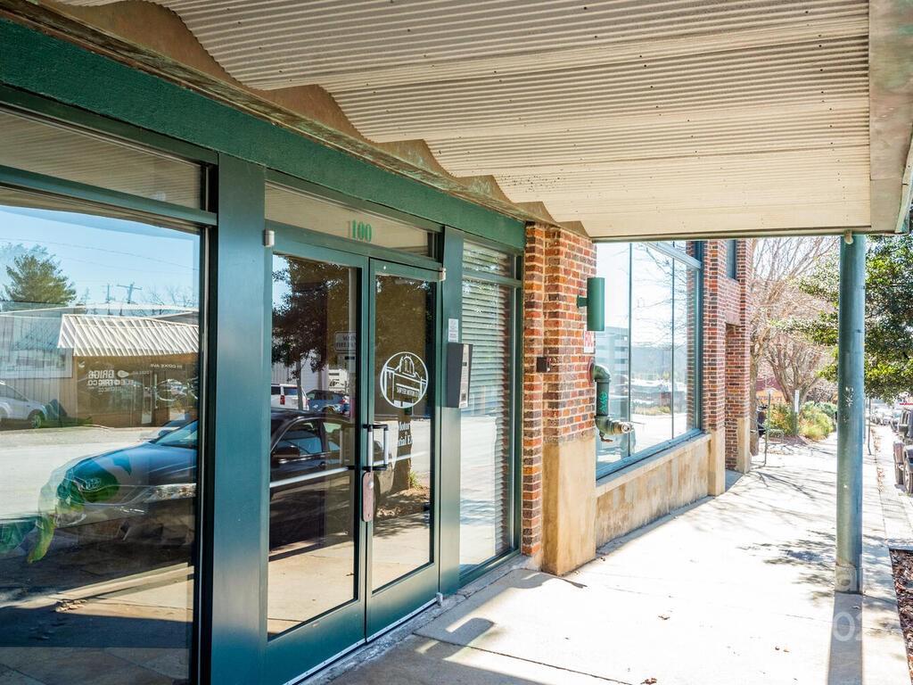 Sawyer Motor Building - Residential