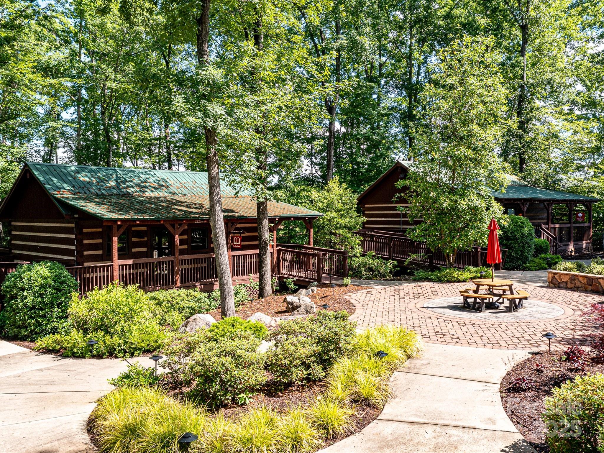 Tree Tops - Residential