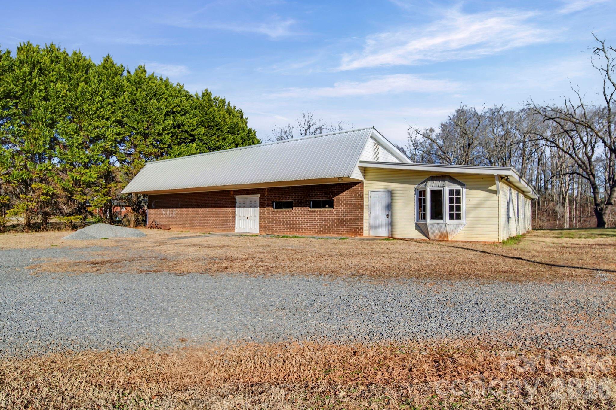 2065 Lower Palmer Road