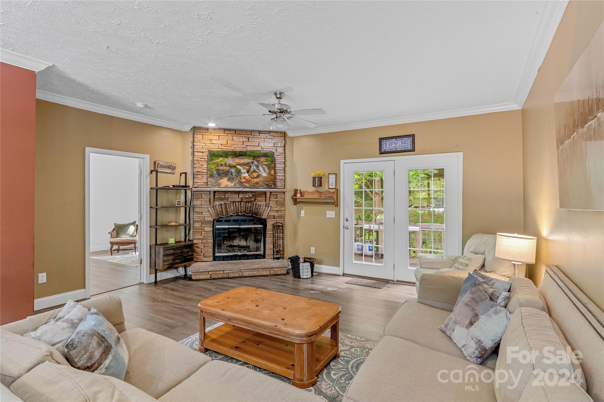 89 Palomino Road