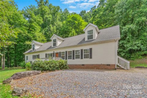 89 Palomino Road Waynesville NC 28785
