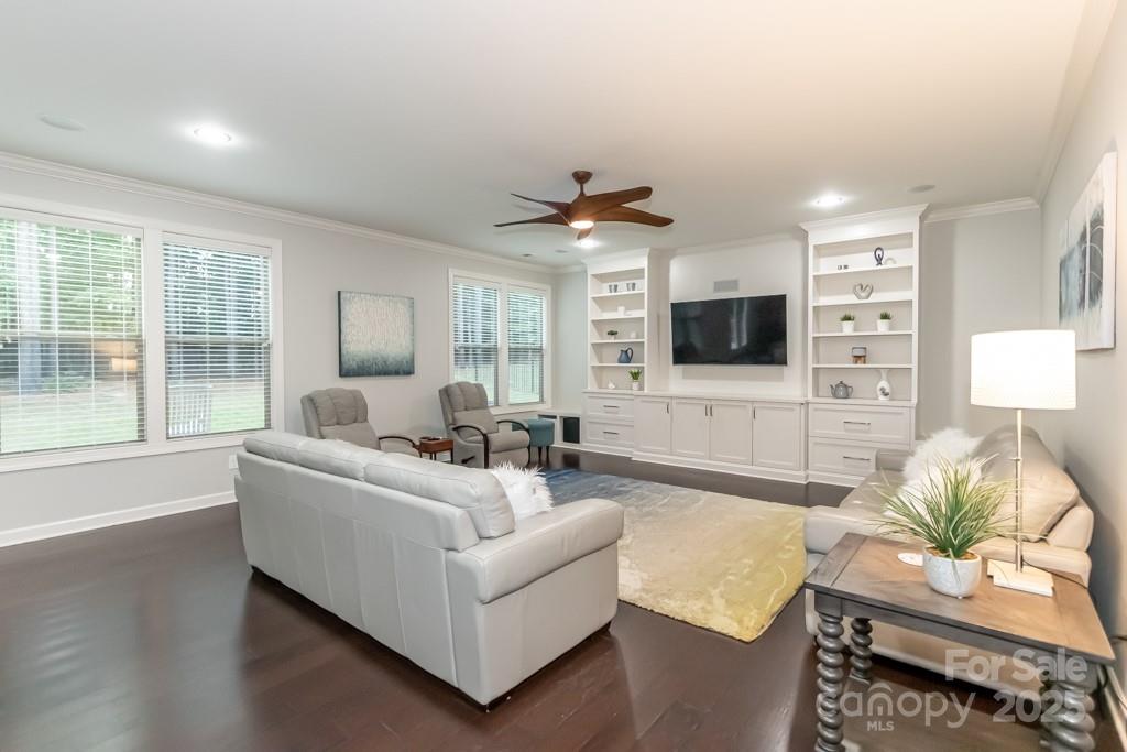 Palm Tree Cove II - Residential