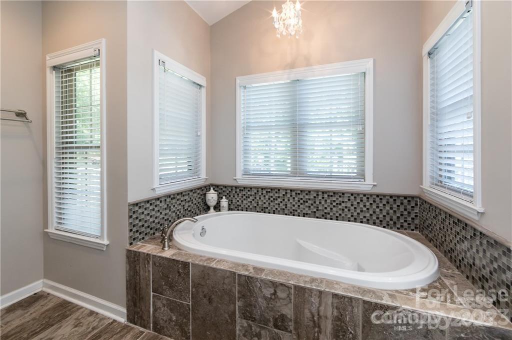 Valhalla Farms - Residential Lease