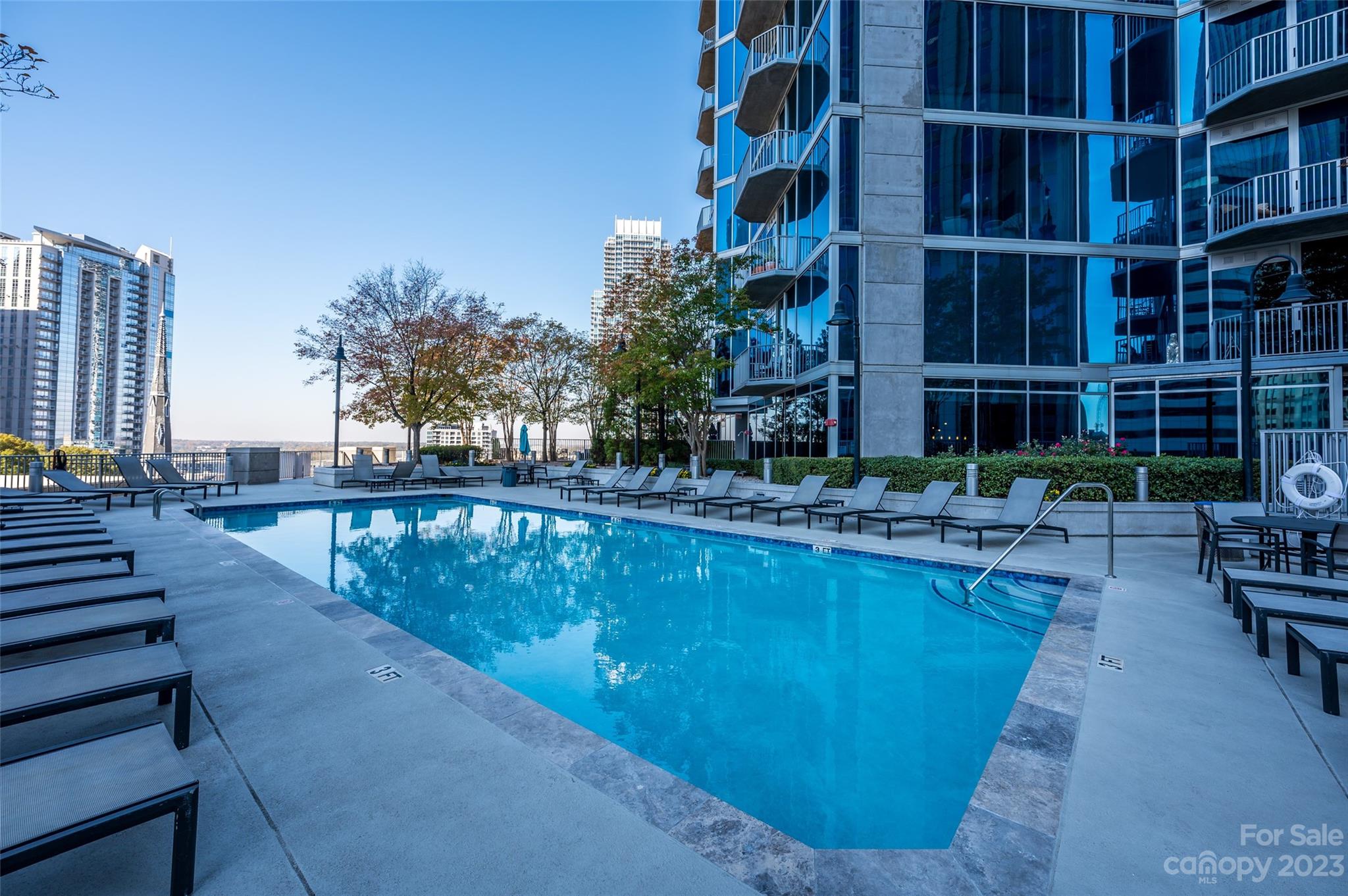 Avenue Condominiums - Residential