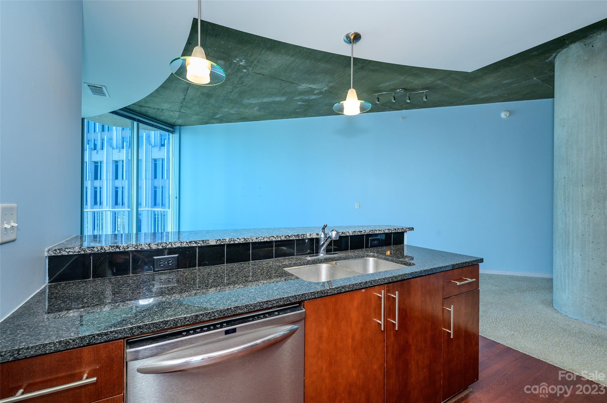 Avenue Condominiums - Residential