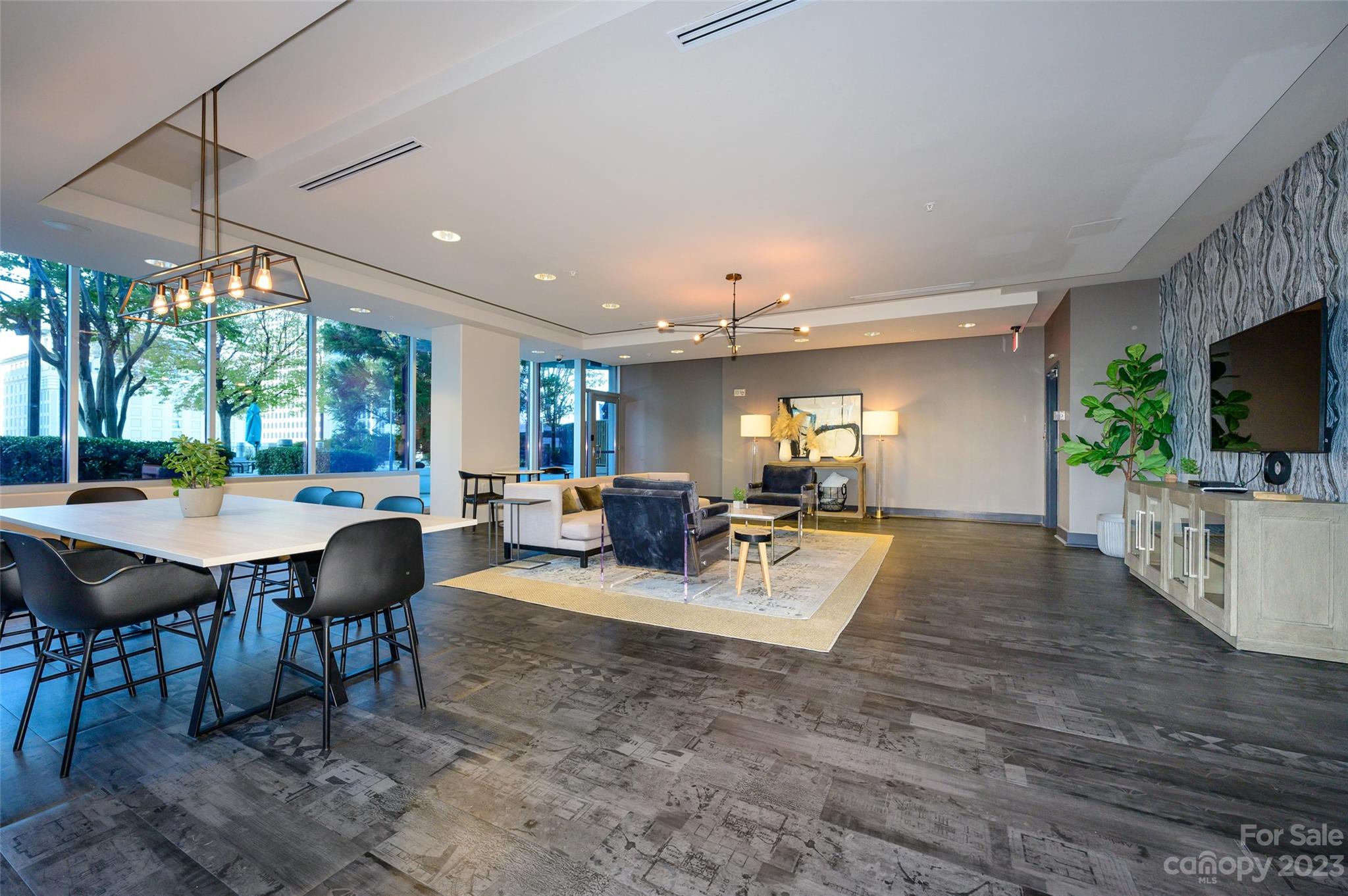 Avenue Condominiums - Residential