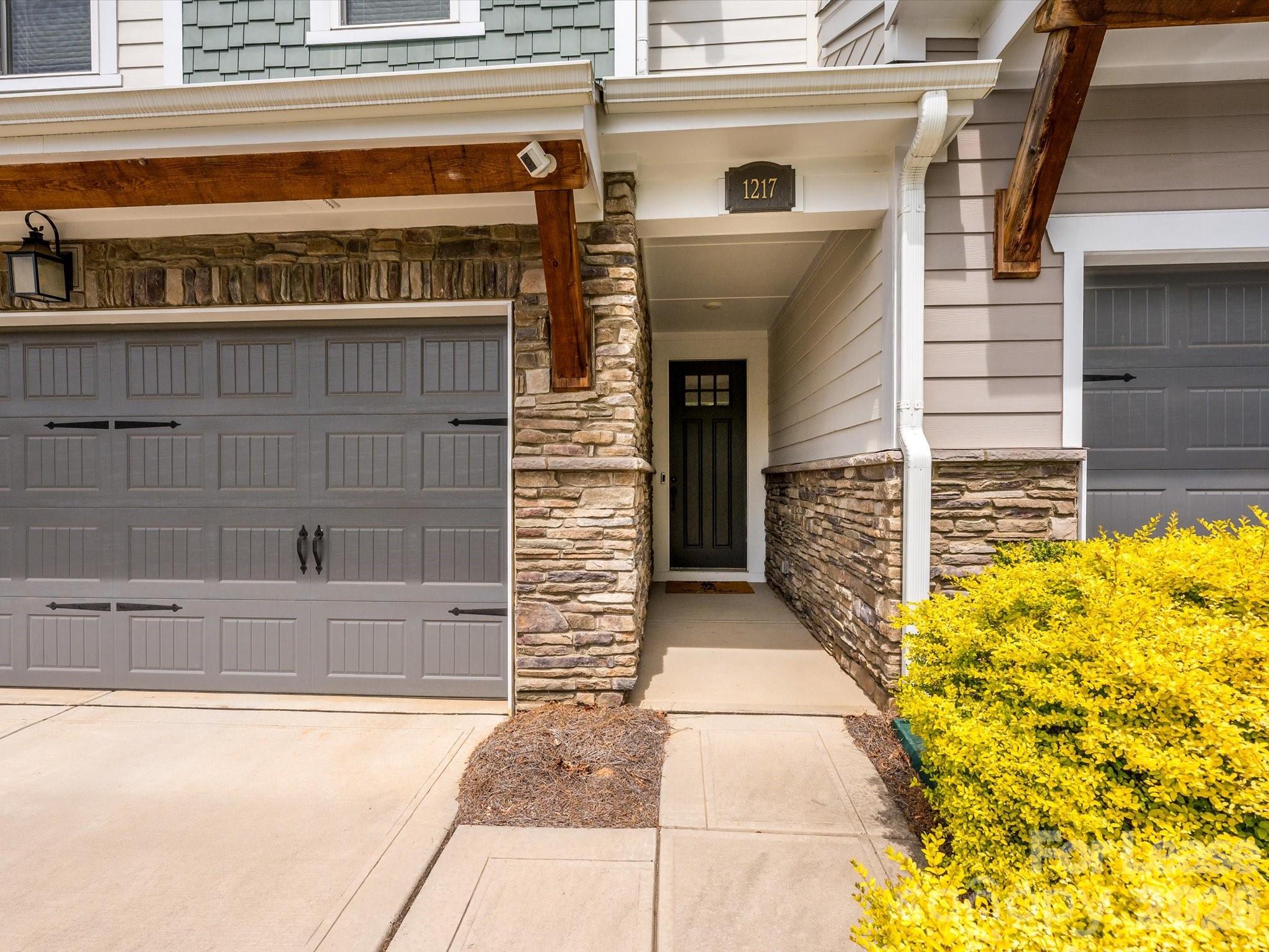 Villa Heights - Residential Lease