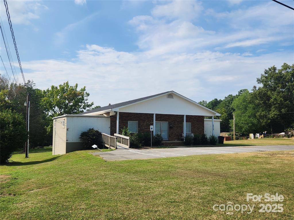 4521 Beaty Road