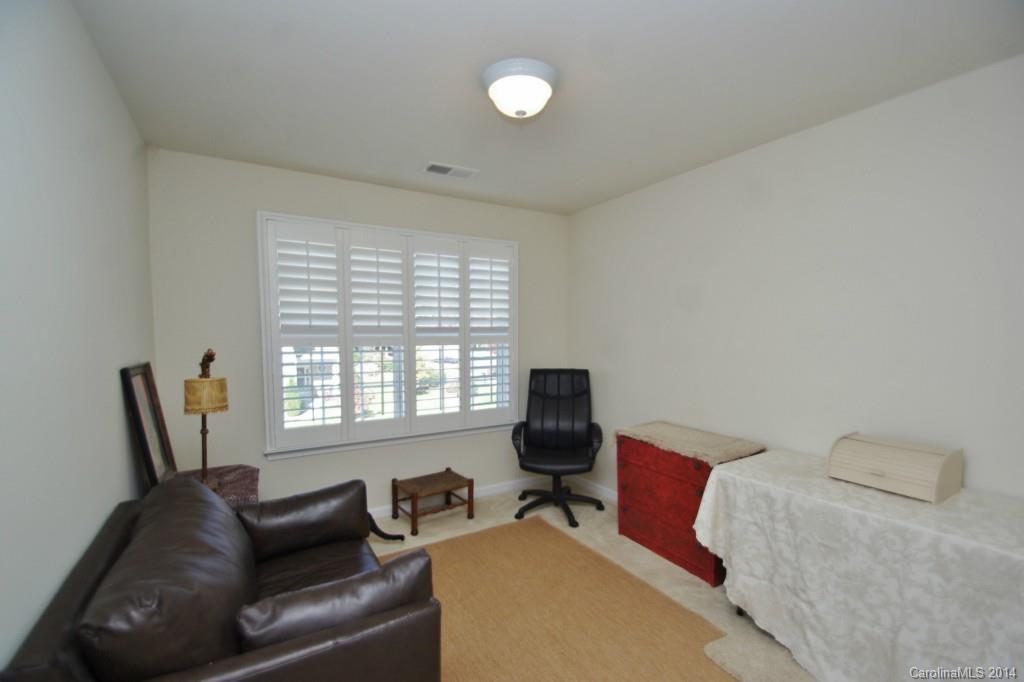 Lake Shore - Residential