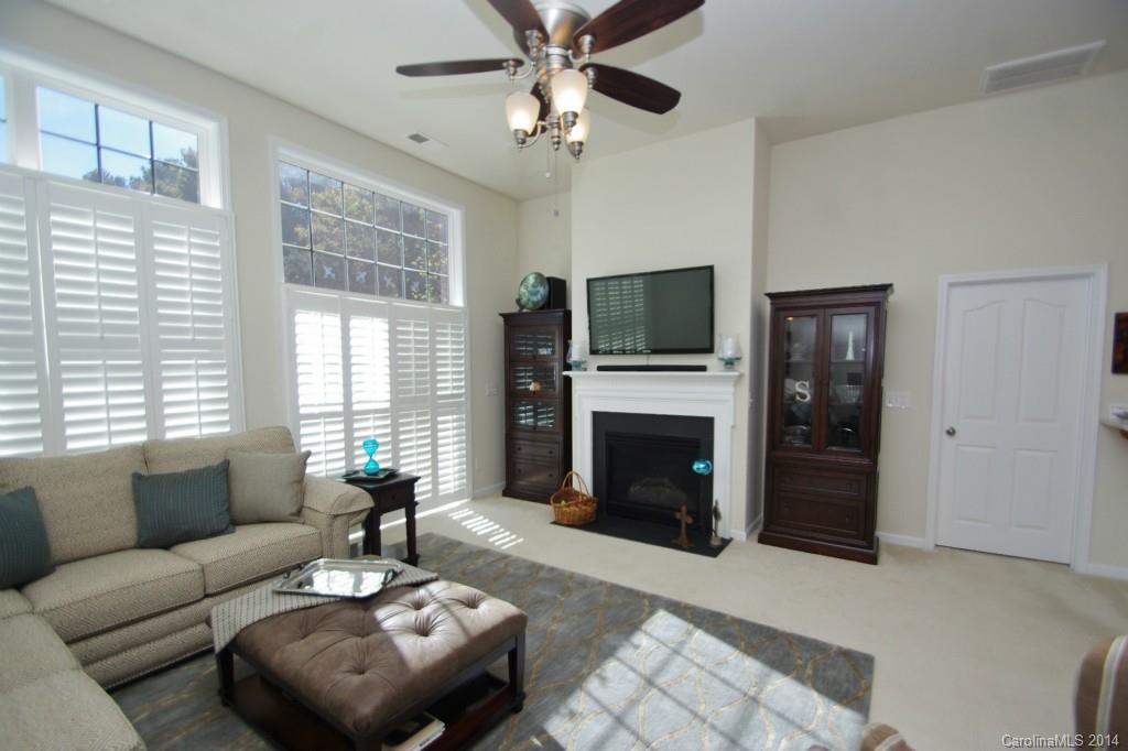 Lake Shore - Residential