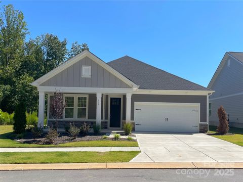 515 Tates Trail 39 Cramerton NC 28032