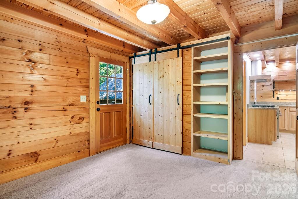 Hidden Lake - Residential