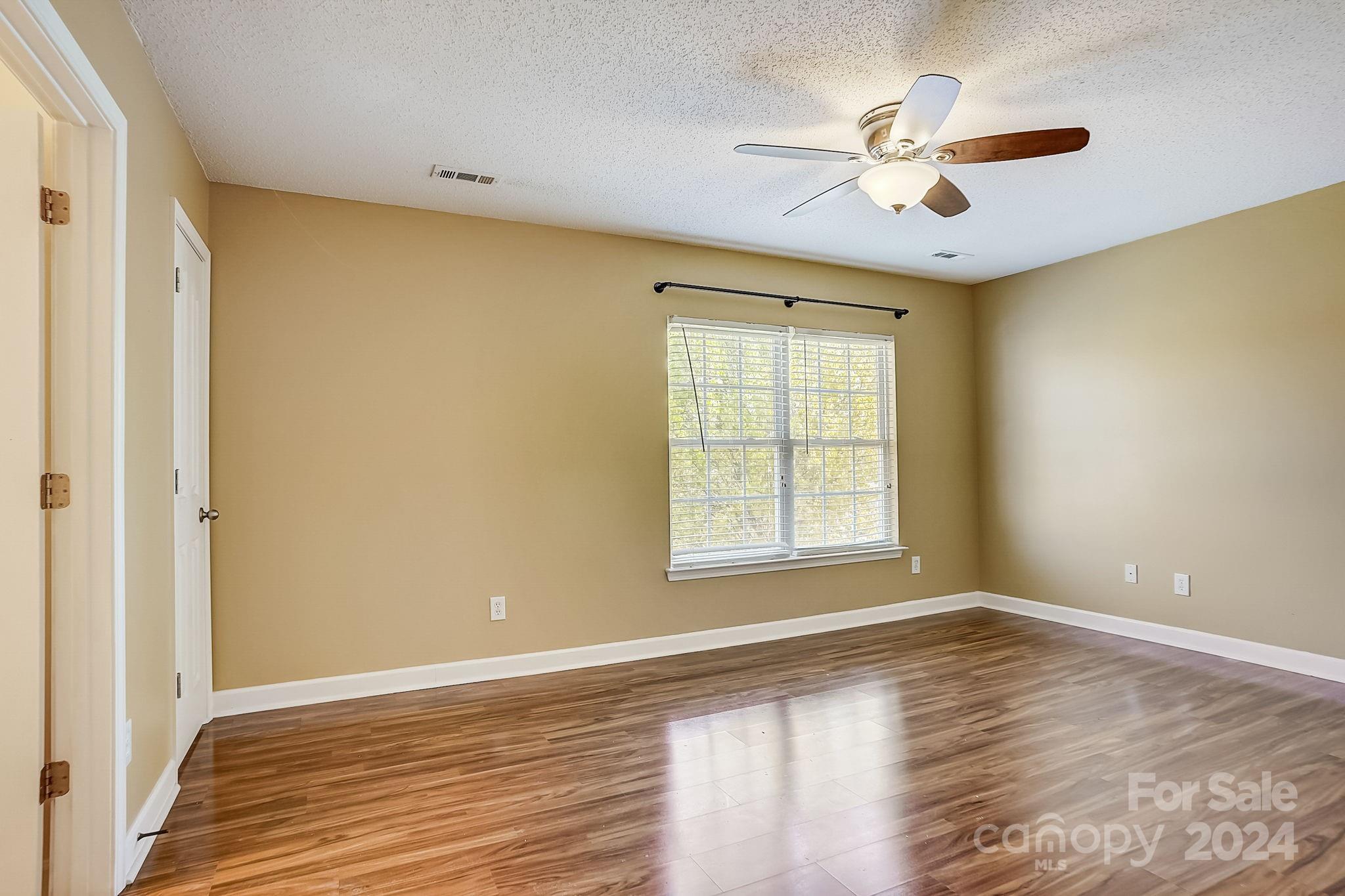 Amber Ridge - Residential