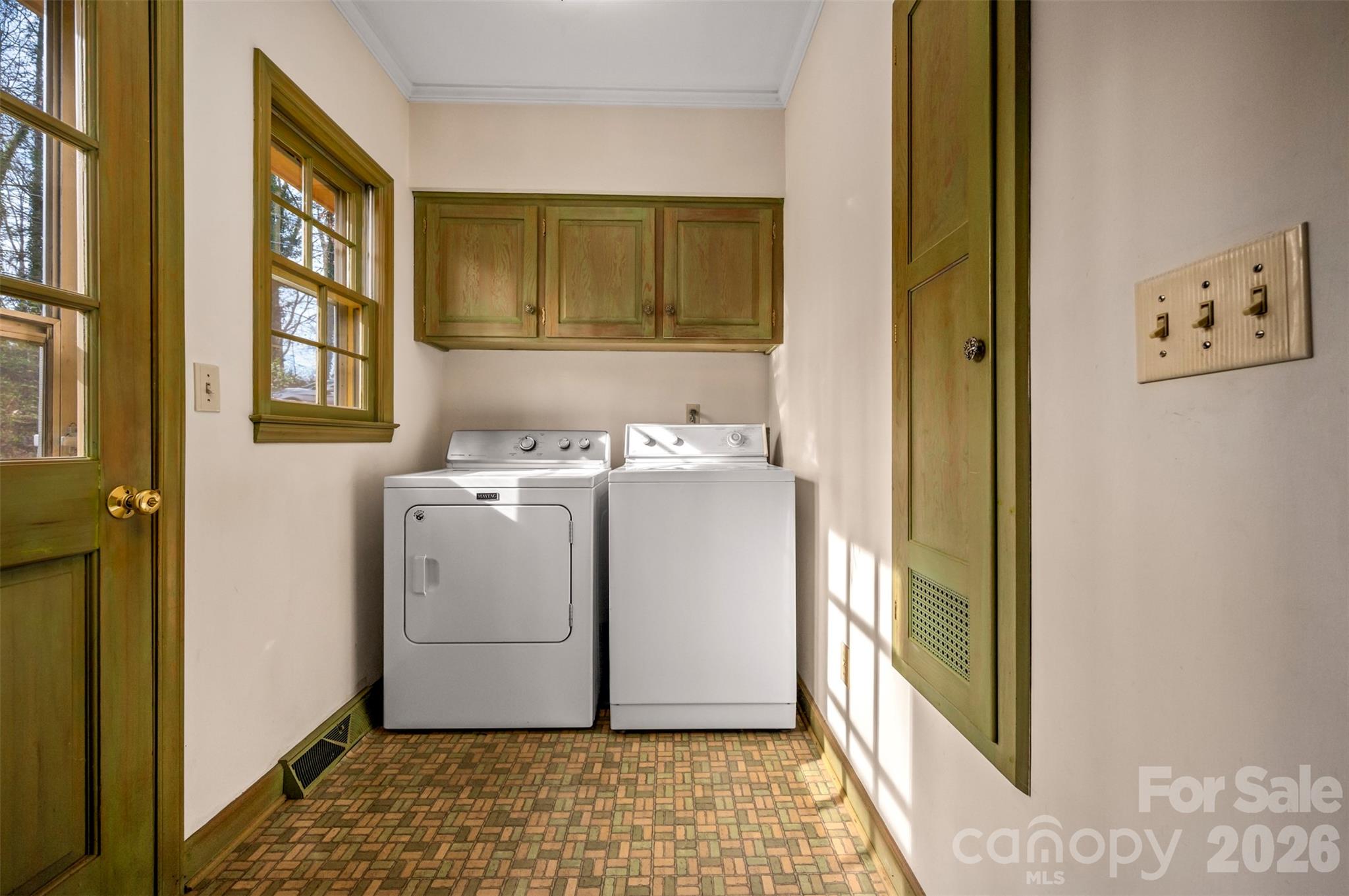 Forest Hills - Residential