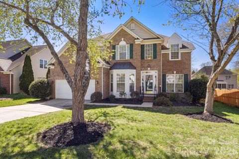 Photo of 9222 Hickory Tree Lane, Charlotte, NC 28277 (MLS # 4351131)